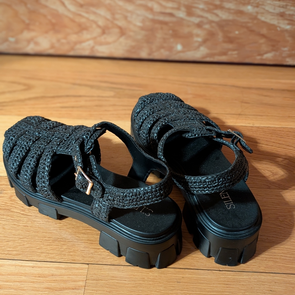 Elegant Black Women's Sandals with Braided Straps